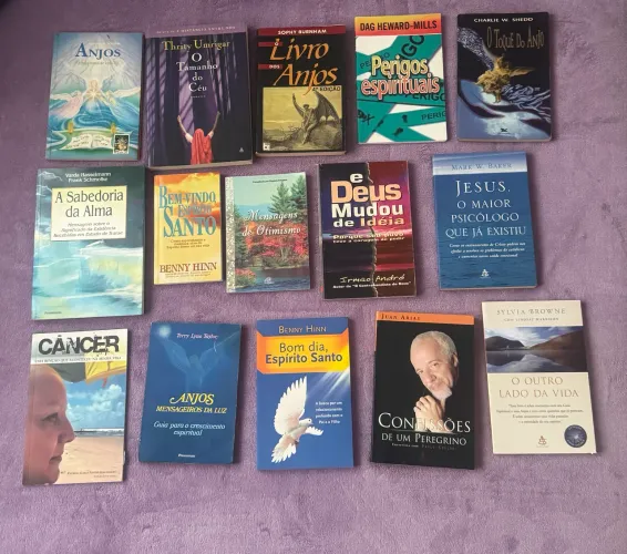 Livros sobre espiritualidade ou religião 