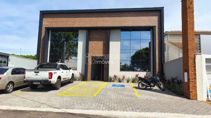 Locação de Comercial / Sala na cidade de Araraquara