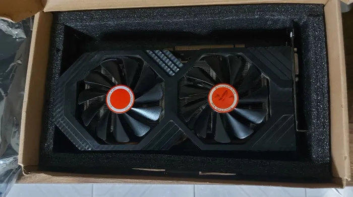 Placa de vídeo rx 580 8gb xfx ótimo estado