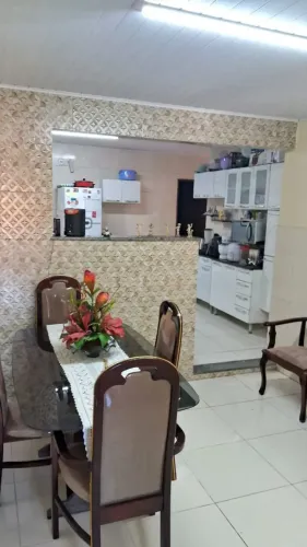 Imóvel para venda tem 240 metros quadrados com 3 quartos em Pereira Lobo - Aracaju - SE
