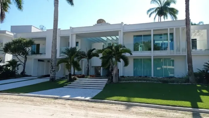 Casa de condomínio para aluguel e venda com 0 metros quadrados em Riviera - Bertioga - São