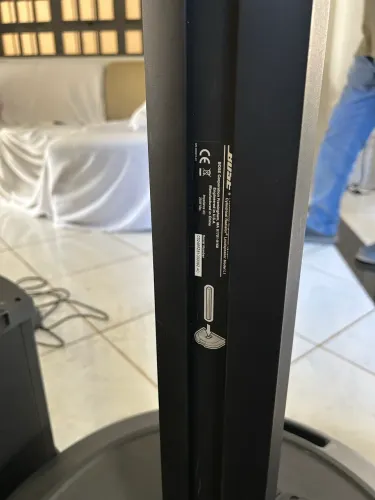 SISTEMA DE SOM BOSE L1 - COM SUBWOOFER E BASE