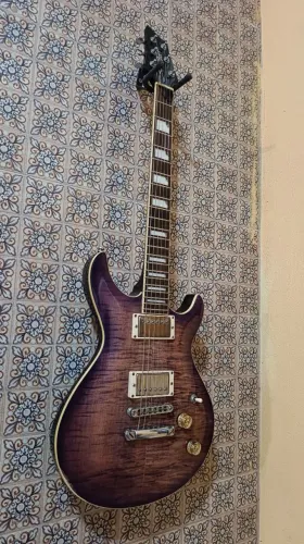Guitarra Cort M600