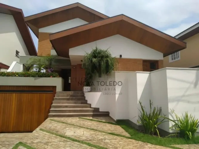 Casa - Condomínio Jardim das Colinas - Jardim das Colinas - 4 Dormitórios - 465m² - Estuda