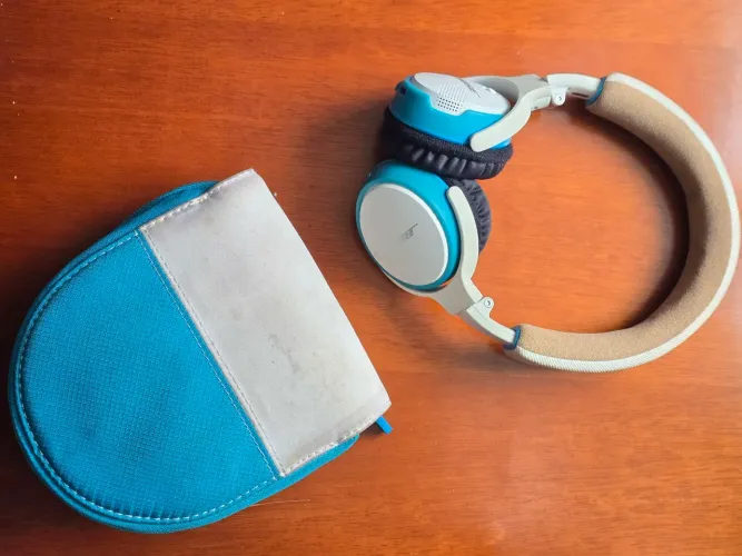 Bose on ear SoundLink 