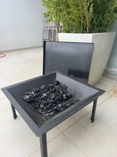 Lareira de Jardim c/ suporte para grelhado