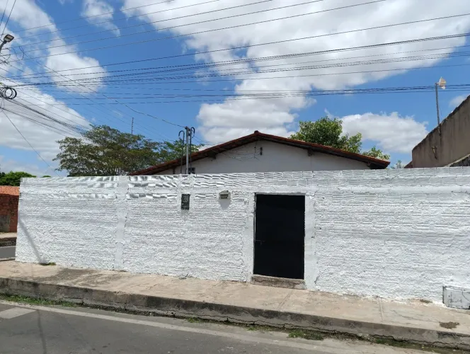 VENDO 2 CASAS NO DIRCEU II - TERESINA/PI