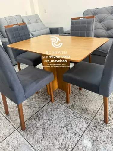 Mesa de jantar 1,20x0,80 tampo Amadeirado + 4 Lugares Madeira Maciça
