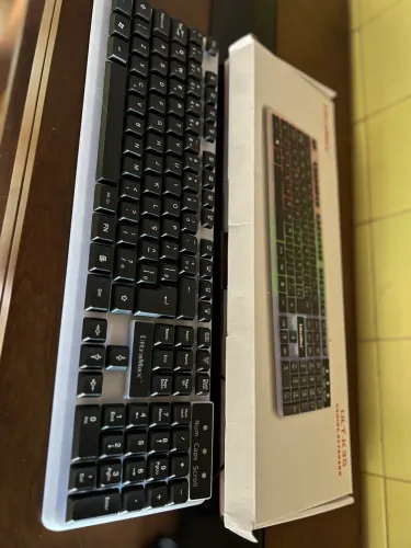 Teclado Gamer Semi-mecânico Rgb Anti-ghosting