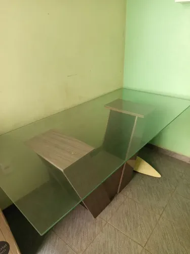 Mesa de jantar com vidro