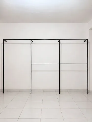 Arara de Roupa