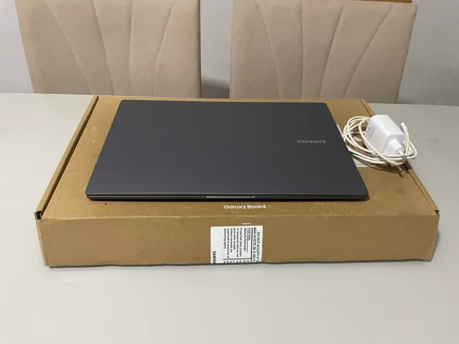 Notebook Samsung Galaxy Book4