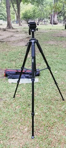 TRÍPE HIDRÁULICO TEEM PARA CÂMERA E CELULAR NA CAIXA E COM NOTA FISCAL