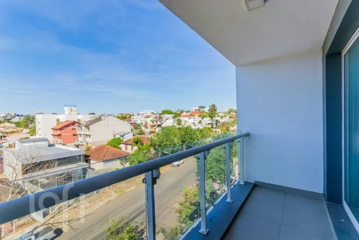 Apartamento à venda em Vila Ipiranga com 67 m², 2 quartos, 1 suíte, 1 vaga