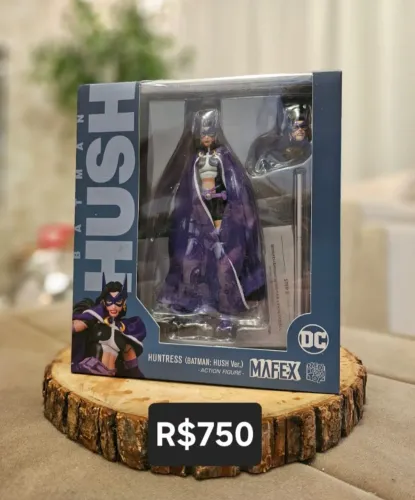 Huntress Caçadora Hush Mafex Original