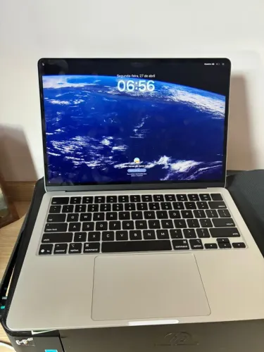 MacBook Air M4 16RAM 256SSD