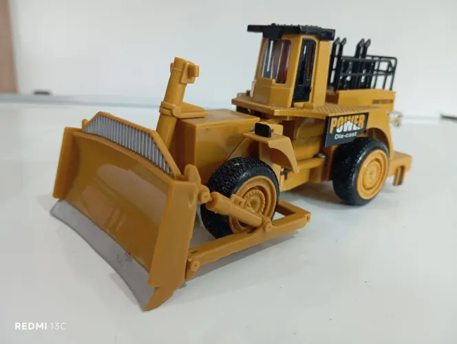 Miniatura Máquina Construction Power Die-cast - Chinesa - aproximadamente 16cm comprimento