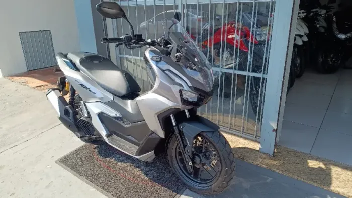 Adv 160 Abs