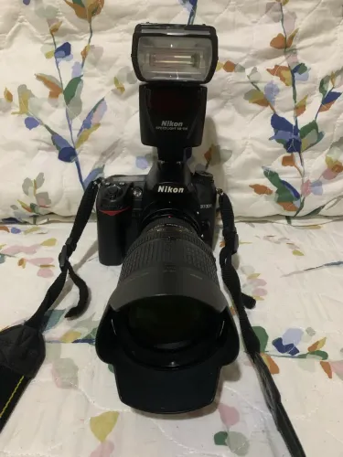 Nikon D 700 + lentes e Flash