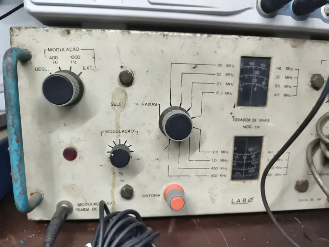 Rf e sinal gerador labo antigo