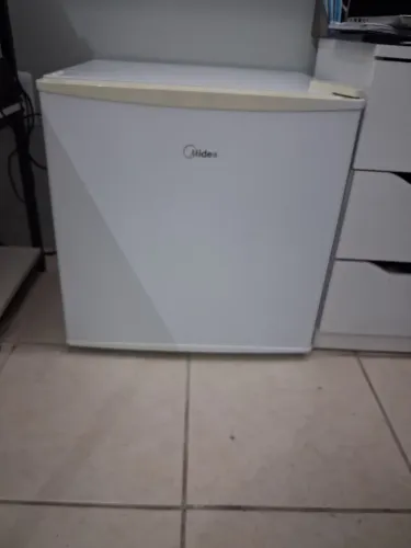Frigobar em perfeito estado