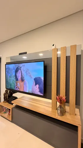 Estante Semi Nova em MDF