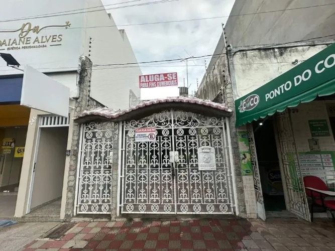 Casa Duplex para Aluguel na Avenida Dr. Airton Teles - Itabaiana/SE