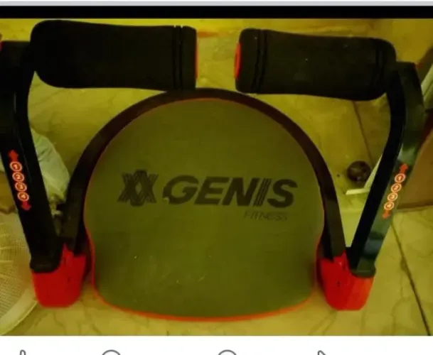 Aparelho de treinar genis