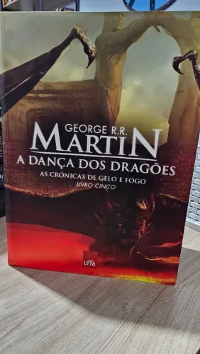 A Dança Dos Dragões - Coleção As Crônicas De Gelo E Fogo. Volume 5