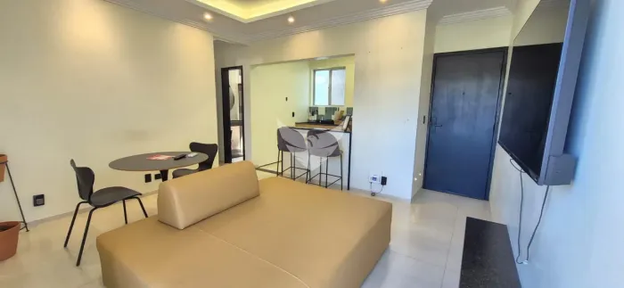 APARTAMENTO MOBILIADO COND. CUJUBIM