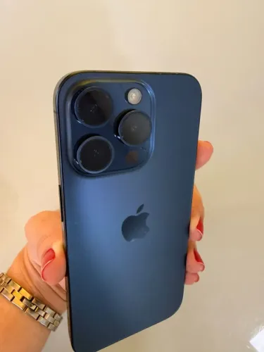 Vendo ou troco iphone 15 pro 128g azul titaniun