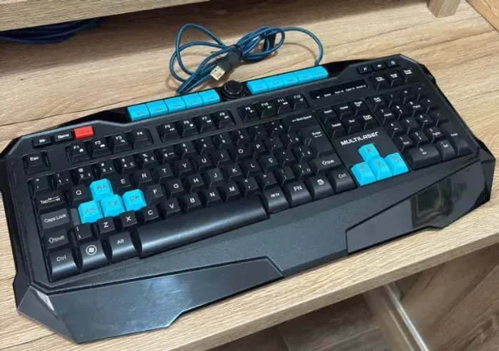 TECLADO PROFISSIONAL METAL WAR GAMER PRETO USB