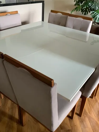 Conjunto de mesa de jantar c/ 8 cadeiras