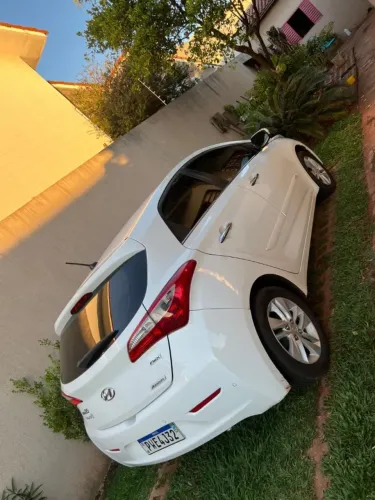 Hyundai HB20 Premium 1.6 Flex 16V Aut. 2015