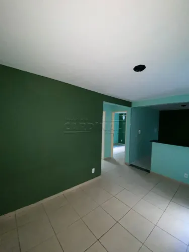 Apartamento com 2 dormitórios no Jardim Nova São Carlos próximo ao Serasa Experian em São