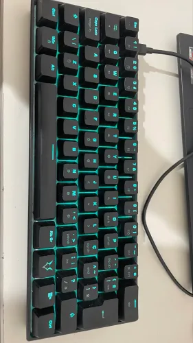 Teclado Mecanico Husky 60%