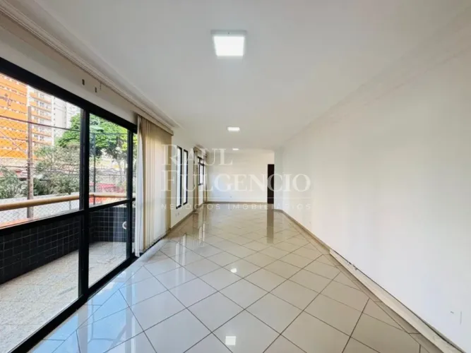 Amplo Apartamento Duplex, no Centro, para Locação ou Venda - 4 quartos (2 suites) - 2 vaga