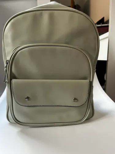Mochila feminina $50