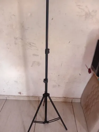 Tripé pra microfone 