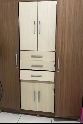 Guarda roupa - não tá desmontado