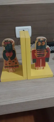 Aparador para livros