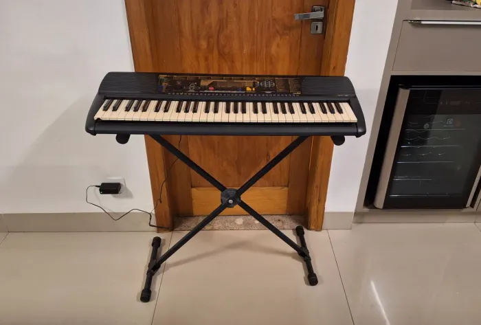 Teclado Yamaha PSR-B20 + Suporte + Fonte.