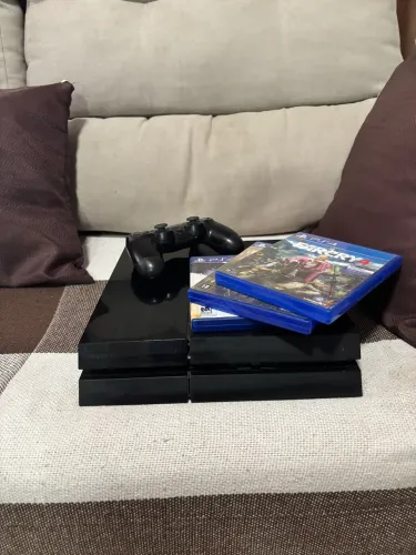 Ps4 fat 500 gb LEIA A DESCRIÇÃO