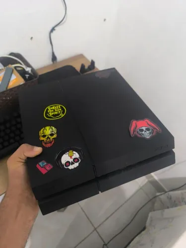 PS4 fat 1tb LEIA A DESCRIÇÃO