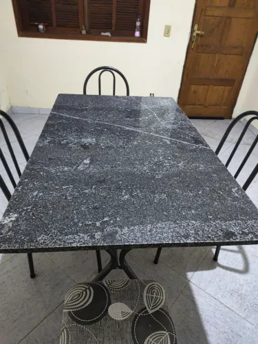 Mesa de marmure