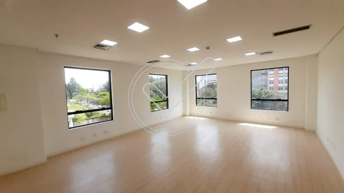 Sala Comercia de 46m2 para locação no West Gate, Alphaville