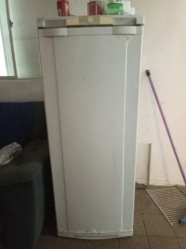 Geladeira Semi Nova