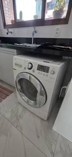 Máquina Lava e Seca LG