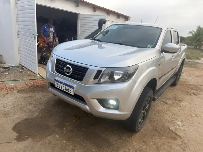 Nissan Frontier S CD 4X4 2.3 TB Diesel Mec. 2022