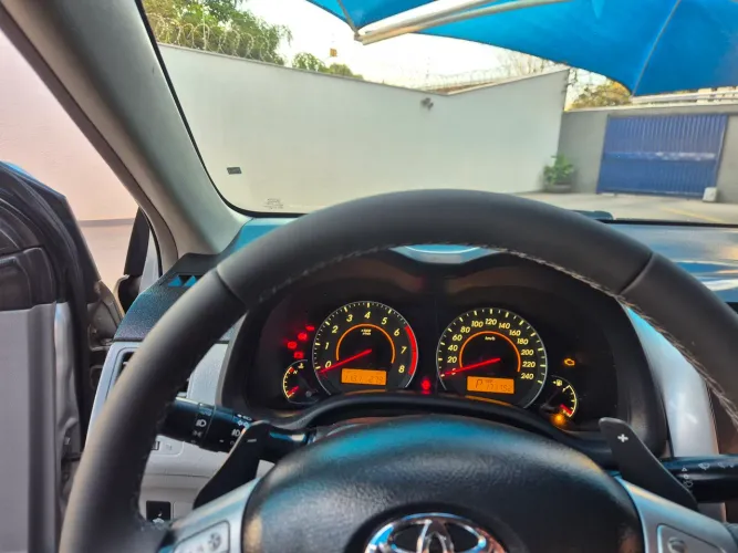 Toyota Corolla XEI 2.0 Flex 16V Aut. 2013